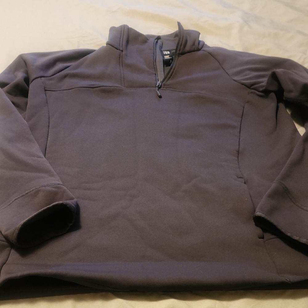 Mountain Hardwear Women's Gray Pullover